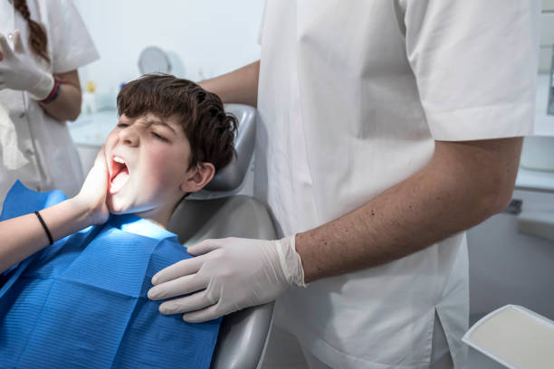 Best Emergency Tooth Extraction in Ortonville, MN